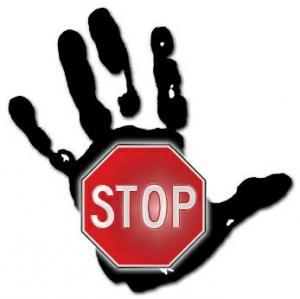 stop_hand_1 Chiusura per malore.Avvelenamento da fumi tossici…