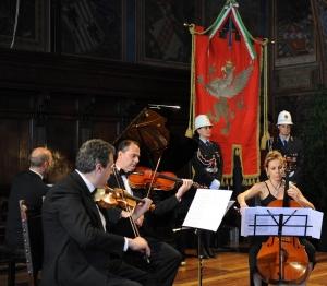 Il Verde, il Bianco ed il Rosso della bandiera dell’Italia Unita tornano a splendere con la Musica di UmbriAEnsemble.