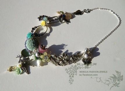 Monilia Jewels: contrasti di colore e materiali, per gioielli barocchi e indimenticabili.