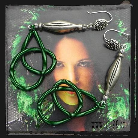 LLWIVE orecchini verdi green wired earrings 1129