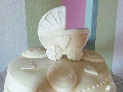 Una torta per festeggiare Una torta per festeggiare