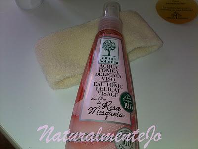 RECENSIONE: ACQUA TONICA DELICATA ALLA ROSA MOSQUETA OMNIA BOTANICA