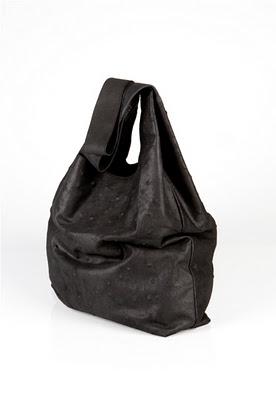 Ann Demeulemeester su thecorner.com per il Natale 2011 Ann Demeulemeester su thecorner.com per il Natale 2011