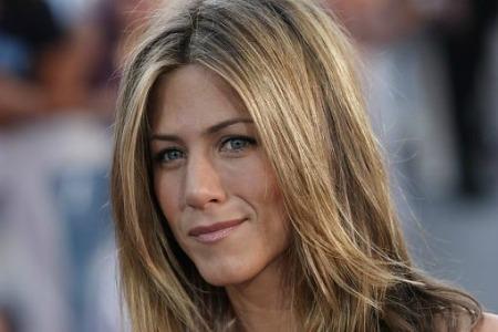 jenniferaniston La donna più sexy del mondo ? Jennifer Aniston 