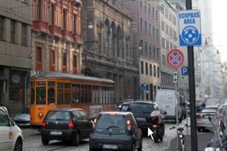 Milano Ecopass Traffico Auto Euro 3: Da oggi possono Circolare a Milano