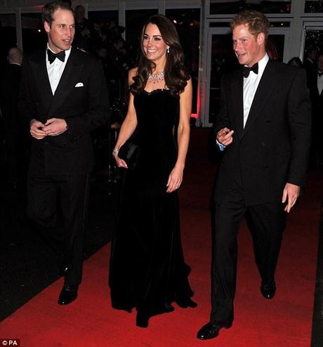 FASHION ICON | Kate Middleton sceglie ancora Alexander McQueen