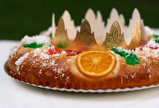 Alla scoperta dei dolci tradizionali natalizi : in Spagna con il Roscón de Reyes