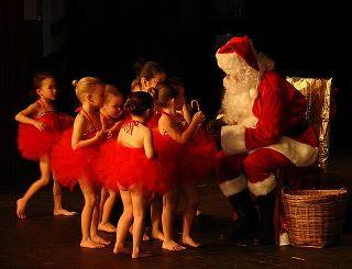 Babbo Natale e ballerine