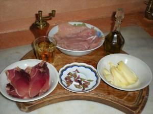 Arrostini di petto di pollo con speck e provola Arrostini di petto di pollo con speck e provola