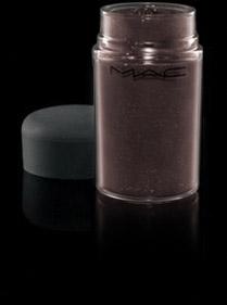 Daphne Guinness for MAC Daphne Guinness for MAC