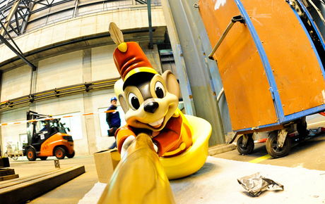 Disney FANTASY, c'è un elefante che vola. Disney FANTASY, c'è un elefante che vola.