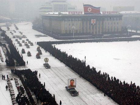 La Corea del Nord, dopo i due giorni di lutto, polemizza con la Corea del Sud per i “peccati imperdonabili” commessi durante i funerali di Kim Jong-il