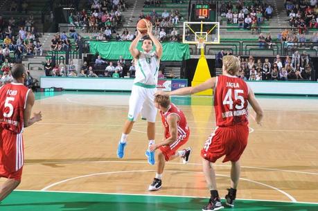 Benetton Basket: Sani Becirovic confermato fino a fine stagione.