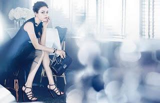 Mila Kunis per Christian Dior