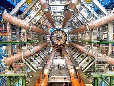 Oltre il Modello Standard e il Bosone di Higgs