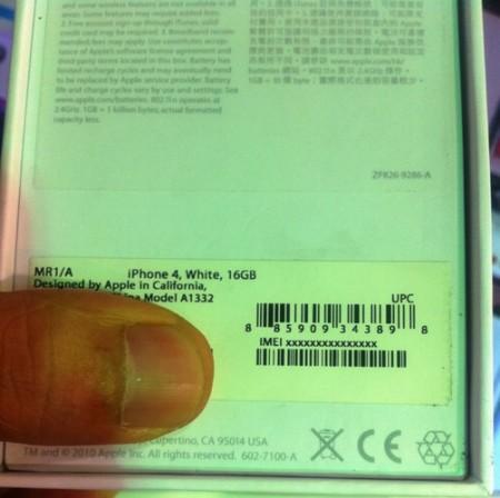 4910085856_347a4f0397_o iPhone 4 bianco, arriva davvero? Nuove immagini