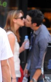 Ashley Grenee e Joe Jonas!