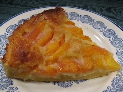 Peach tart with almond
