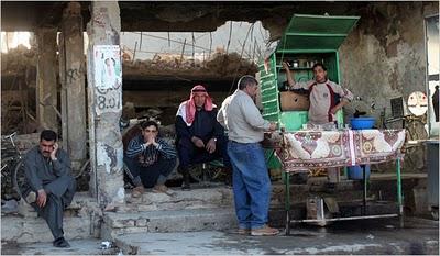 A FALLUJA , IN IRAQ, SI CHIEDE AIUTO ANCORA AGLI AMERICANI. LA PAURA è IL NUOVO GOVERNO E L'IRAN A FALLUJA , IN IRAQ, SI CHIEDE AIUTO ANCORA AGLI AMERICANI. LA PAURA è IL NUOVO GOVERNO E L'IRAN