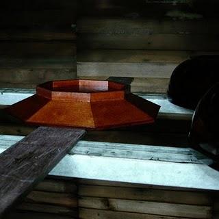 Come creare un vassoio in legno laccato con intarsi di madreperla - Essiccazione