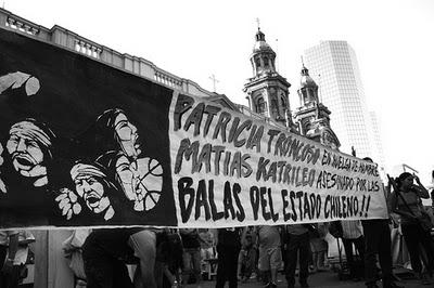 Pinochet è vivo e lotta insieme a noi. Firmato: il governo cileno.