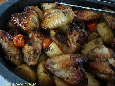Alette di pollo marinate e cotte al forno