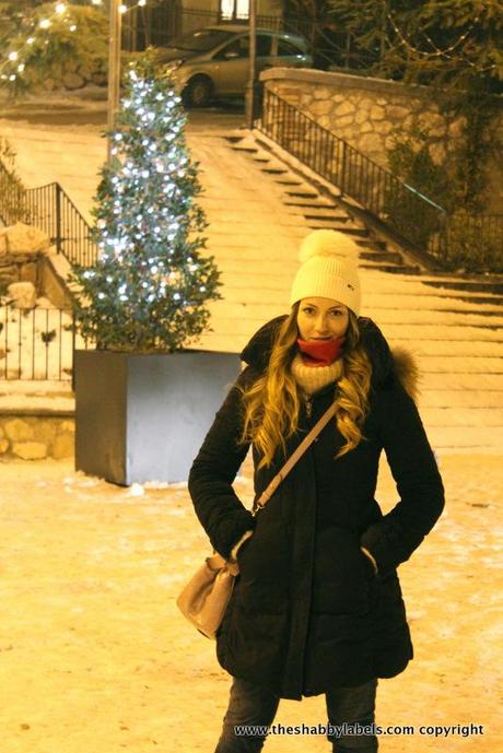 Fashion blogger on the snow(board)