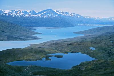 Narsarsuaq e Eqi Glacier, la purezza del ghiaccio groenlandese. Narsarsuaq e Eqi Glacier, la purezza del ghiaccio groenlandese.