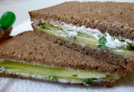 sandwich con cetriolo
