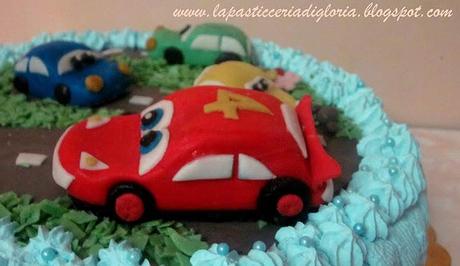 Torta decorata ispirata a Cars