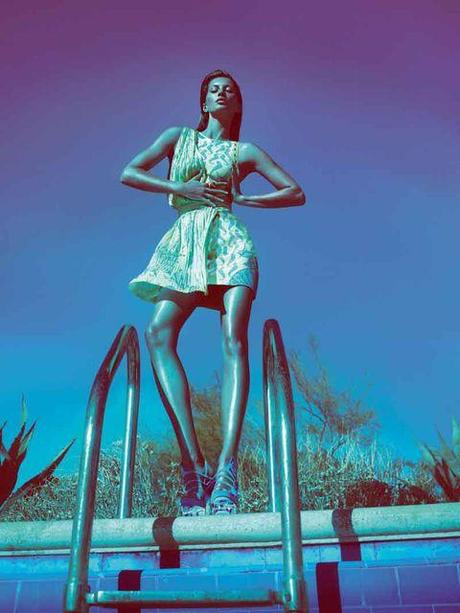 Full Versace SS12 Ad Campaign with Gisele Bündchen by Mert & Marcus Full Versace SS12 Ad Campaign with Gisele Bündchen by Mert & Marcus