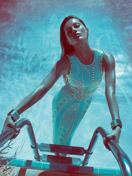 Full Versace SS12 Ad Campaign with Gisele Bündchen by Mert & Marcus Full Versace SS12 Ad Campaign with Gisele Bündchen by Mert & Marcus