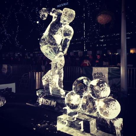 Statue di ghiaccio a Canary Wharf – Londra 20120115-121114.jpg