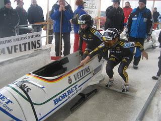 Bob femminile: dominio tedesco a St.Moritz. L'Italia spera con la giovane Mathilde Parodi Bob femminile: dominio tedesco a St.Moritz. L'Italia spera con la giovane Mathilde Parodi