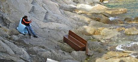 Concordia: La carica dei turisti all'Isola del Giglio Concordia: La carica dei turisti all'Isola del Giglio