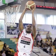 Basket, Serie A1 maschile: nessuna luce per Milano, Siena in fuga Basket, Serie A1 maschile: nessuna luce per Milano, Siena in fuga