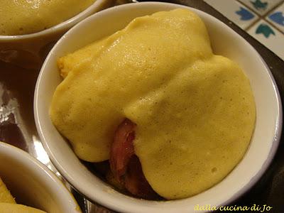 Millefoglie di polenta, cotechino e zabaione al balsamico