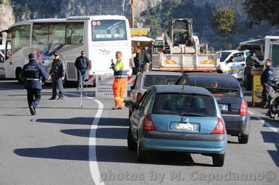 Allarme a Positano... in azione la Protezione Civile....