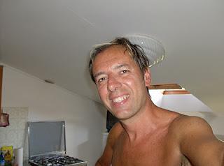 Oggi sono 45 anni che il mondo mi sopporta… :D Oggi sono 45 anni che il mondo mi sopporta… :D