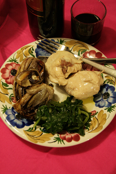 Involtini di pollo e salsiccia Involtini di pollo e salsiccia