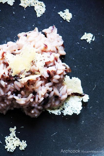 Risotto al radicchio semilungo rosso, Bitto e cialde di Parmigiano Reggiano