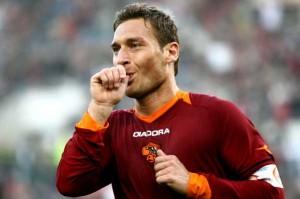 Caso Francesco Totti: Diamanti e Raggi accusano, anche questo è calcio..