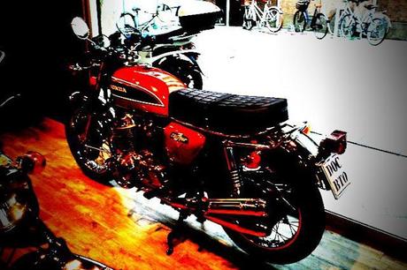 RETRO' Vintage Lifestyle & Motors RETRO' Vintage Lifestyle & Motors