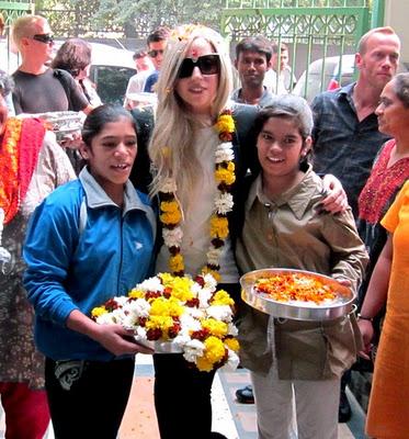 Lady Gaga ha dato segretamente una mano ad un orfanotrofio indiano
