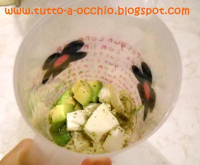 WHB #320 - Mousse di avocado con gamberetti saltati