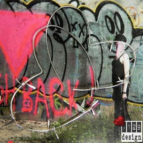 Le spine del cuore – Orecchini wire NBSPIN-orecchini-cuore-filo-spinato-silver-earrings-1129design