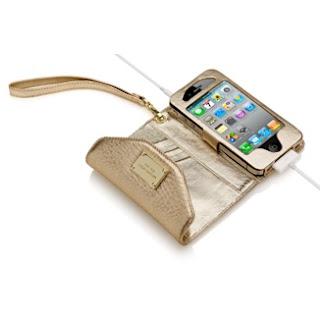 Luxury Fashion Christmas present idea : the iPhone Clutches