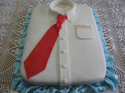 Torta 30° compleanno in camicia e cravatta