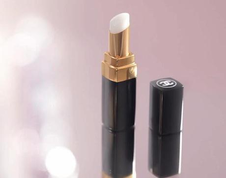 New in #Chanel: Cold vs Lips