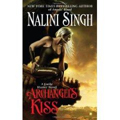 Recensione: La carezza del buio di Nalini Singh